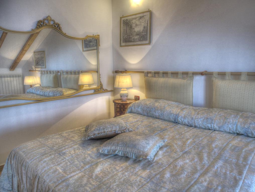 אג'רולה Villa Donna Fausta חדר תמונה